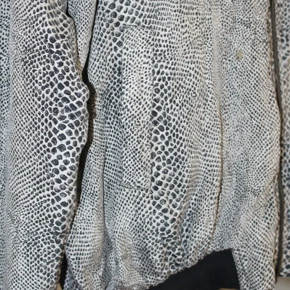 Robert Stock limited , bomber jacket 100% silk - Picture 4 of 9